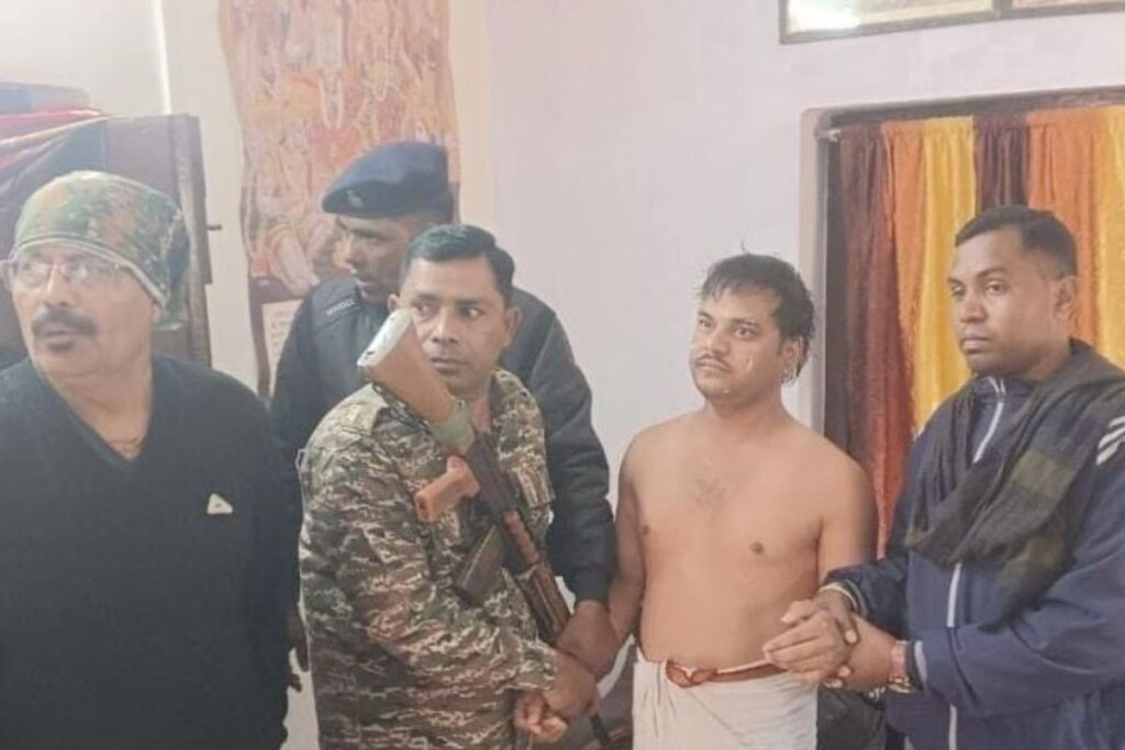 नेतरहाट आवासीय विद्यालय में ACB की बड़ी कार्रवाई, अधिकारी 50 हजार रिश्वत लेते गिरफ्तार