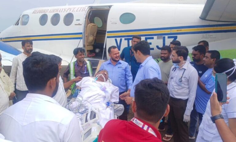 Jharkhand News: झारखंड के मंत्री रामदास सोरेन की तबीयत बिगड़ी, गंभीर हालत में एयरलिफ्ट कर ले जाया गया दिल्ली