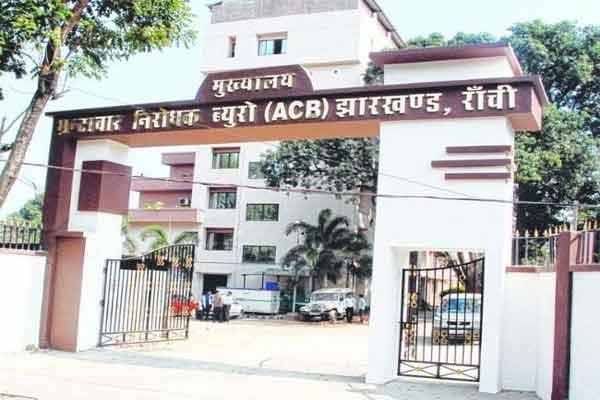 झारखंड शराब घोटाला में IAS मनोज कुमार से पूछताछ जारी, कई सवालों पर नहीं मिला जवाब