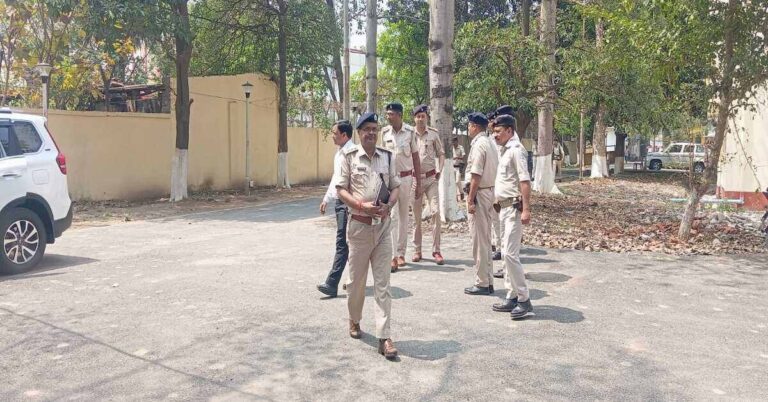 साहिबगंज कोर्ट को बम से उड़ाने की धमकी, पुलिस ने खाली कराया परिसर, सघन जांच जारी