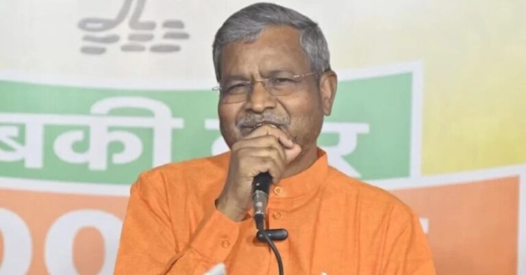 झारखंड में अफसरशाही पर बाबूलाल मरांडी का हमला, बोले- कुछ अधिकारी तानाशाह जैसे व्यवहार कर रहे