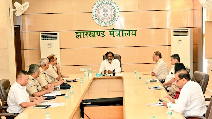 झारखंड कैबिनेट बैठक आज, 3 दर्जन से अधिक प्रस्तावों को मिल सकती मंजूरी, बड़े फैसलों के आसार