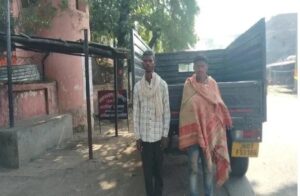 लातेहार में सनसनी: गुस्से में पिता ने बेटे की चाकू से हत्या, बीच-बचाव में एक और घायल