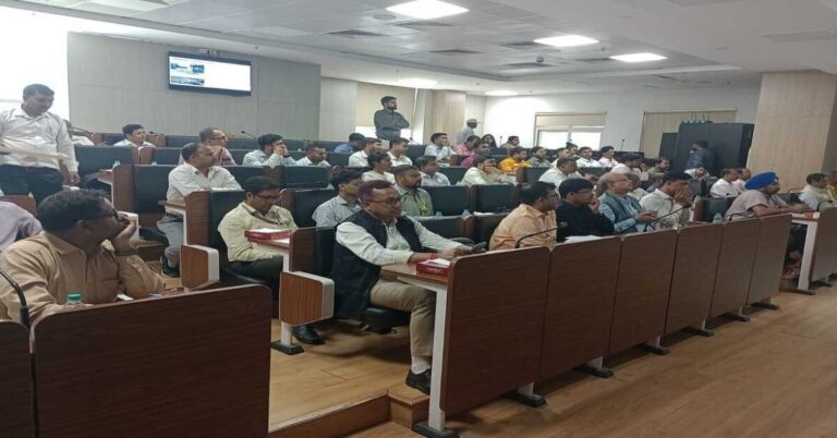 रांची में नदियों और तालाबों की बदलेगी सूरत, अर्बन रिवर मैनेजमेंट प्लान के तहत स्वच्छता अभियान तेज