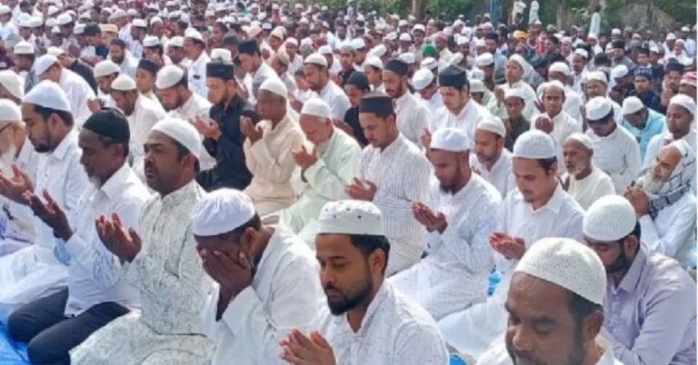 झारखंड में भाईचारे और उत्साह के साथ मनाई गई बकरीद, मस्जिदों और ईदगाहों में उमड़ी नमाजियों की भीड़