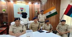 चतरा में 100 साल पुरानी जैन प्रतिमा चोरी का खुलासा, 2 घंटे में आरोपी गिरफ्तार, 50 लाख की 24 प्रतिमाएं बरामद