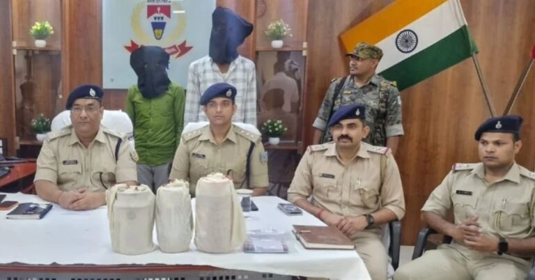 चतरा में अफीम कारोबार पर बड़ी कार्रवाई, 7 किलो अफीम और 78 किलो डोडा के साथ दो तस्कर गिरफ्तार