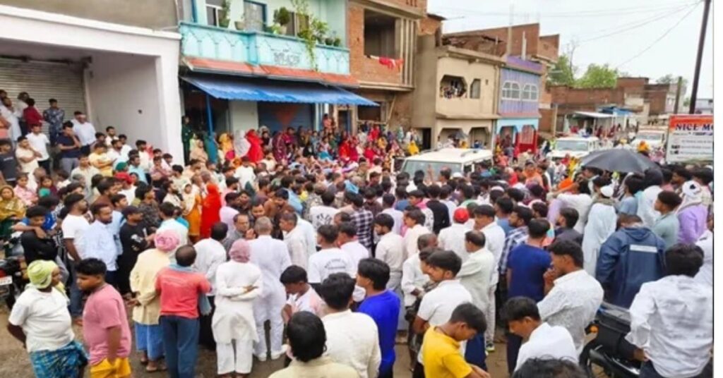 कोडरमा में नवविवाहिता की संदिग्ध मौत से हड़कंप, मायके पक्ष ने लगाया दहेज हत्या का आरोप