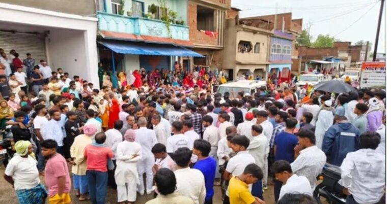 कोडरमा में नवविवाहिता की संदिग्ध मौत से हड़कंप, मायके पक्ष ने लगाया दहेज हत्या का आरोप