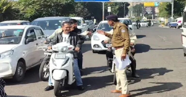 जगन्नाथपुर में वाहन जांच के दौरान तीन युवक गिरफ्तार, ब्राउन शुगर और चोरी की बाइक बरामद