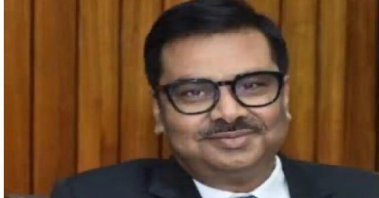 कोल इंडिया के निदेशक (एचआर) डॉ. विनय रंजन का कार्यकाल 27 जुलाई के बाद नहीं बढ़ेगा, कोयला मंत्रालय ने जारी किया आदेश