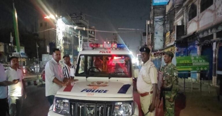 रांची में रात के औचक निरीक्षण पर निकले एसएसपी, हिंदपीढ़ी थाना प्रभारी को कारण बताओ नोटिस