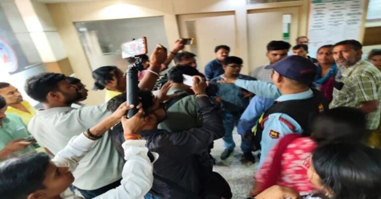 रांची के राज अस्पताल में इलाज को लेकर हंगामा, परिजनों ने लापरवाही का लगाया आरोप; 16 लाख के बिल पर उठाए सवाल