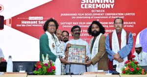 Jharkhand Film Institute: झारखंड में फिल्म और मीडिया शिक्षा को मिलेगा नया आयाम, SRFTI कोलकाता के साथ हुआ एमओयू