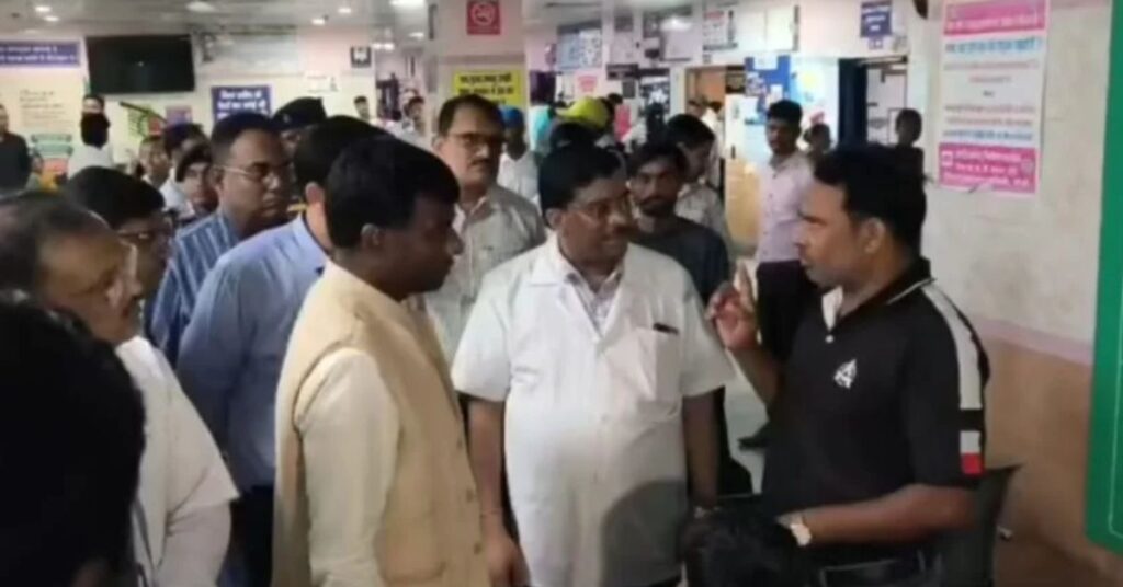 डीसी मंजूनाथ भजंत्री ने सदर अस्पताल का किया औचक निरीक्षण, मरीजों से जाना हाल, अधिकारियों को दिए जरूरी निर्देश