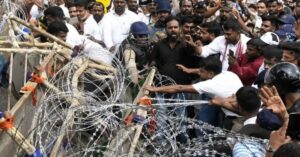 JPSC-JSSC छात्र आंदोलन: विधानसभा घेराव के दौरान पुलिस-प्रदर्शनकारियों में भिड़ंत, आंसू गैस और लाठीचार्ज; कई छात्र घायल