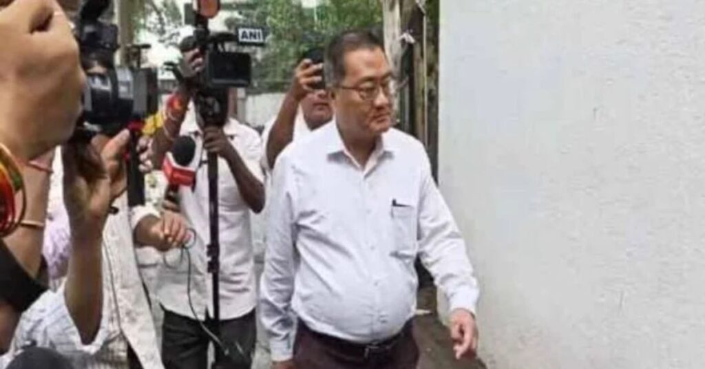 JPSC परीक्षा गड़बड़ी मामला: पूर्व अध्यक्ष एल. खियांग्ते चौथी बार CID के सामने पेश, कई जिलों में भी जारी छापेमारी