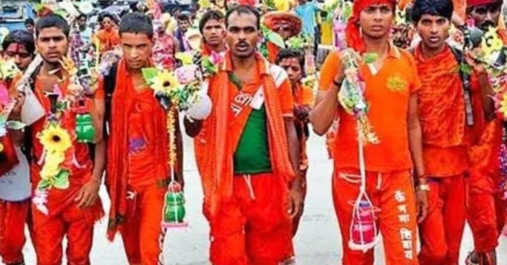 लातेहार में पहली बार लोध फॉल से सरनाधाम तक निकलेगी कांवड़ यात्रा, 20 किमी पदयात्रा कर नर्मदेश्वर शिव मंदिर में होगा जलाभिषेक