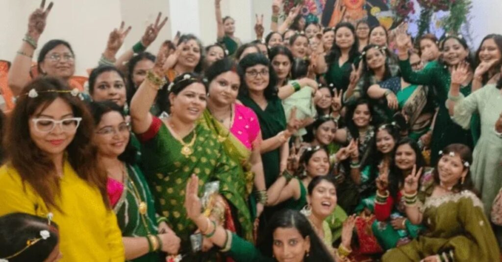 रांची में ओक एलीगेंस सोसायटी का सावन मिलन समारोह संपन्न, सांस्कृतिक प्रस्तुतियों और पारंपरिक आयोजनों ने बांधा समां